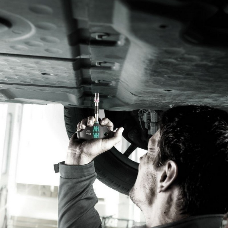 Wera 411 A RA 1/4" Lokma Tutucu Cırcırlı T Tornavida 05023460001