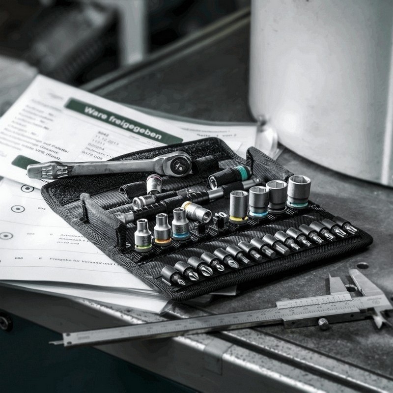 Wera 8003 A Zyklop 1/4" İtmeli Sürücü Metal Cırcır 05004003001