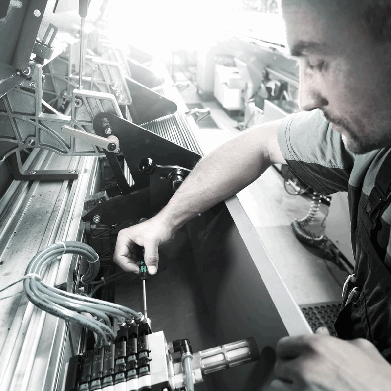 Wera Mikro 12 Tornavida Seti Universal 1 05073675001