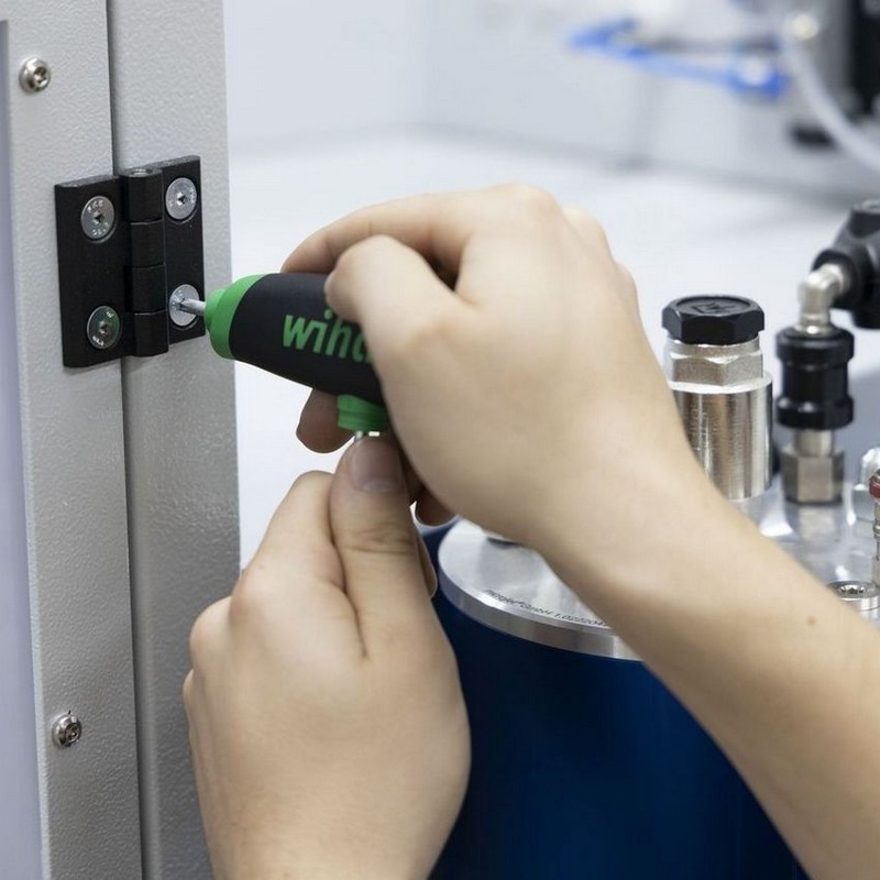 Wiha 364DS ComfortGrip T-Saplı Torx Tornavida TX40 26178