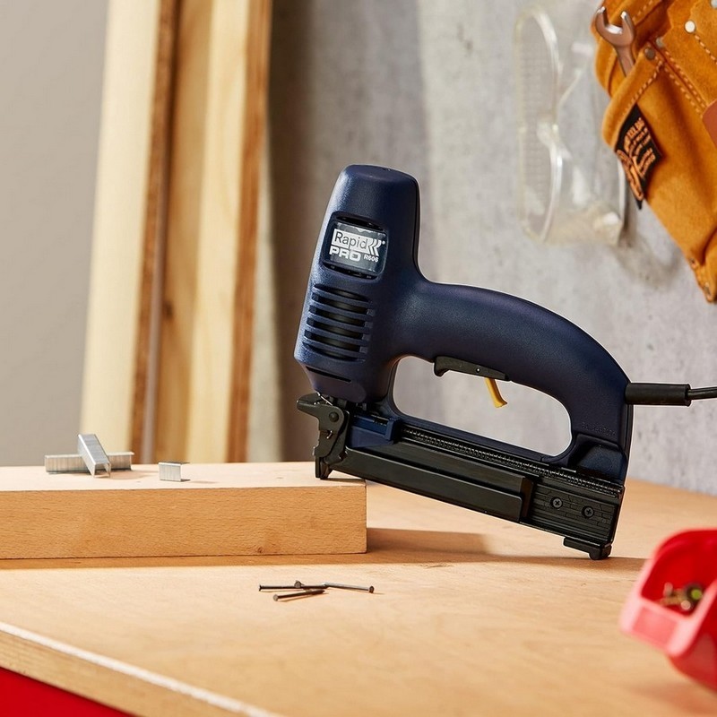 Rapid R606 Pro Elektirikli Zımba Teli ve Çivi Çakma Tabancası 10643001