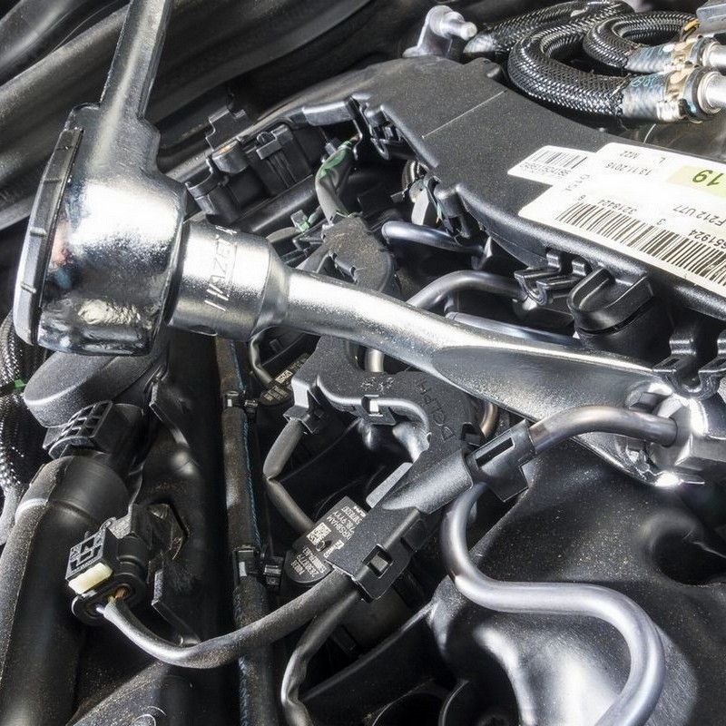 Hazet 4550-1 17mm 1/2" Açık Yıldız Enjektör Özel Anahtarı