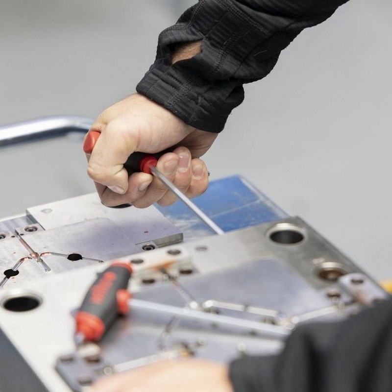 Wiha 334DS ComfortGrip T-Saplı Alyan Tornavida 8 x 200mm 26170