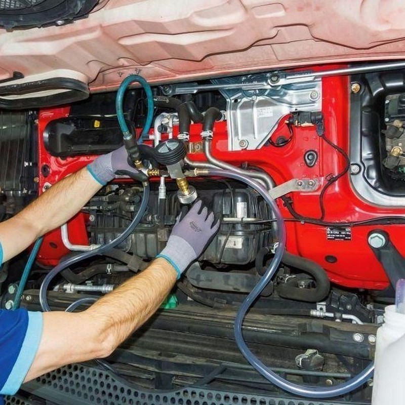 Hazet 4802-1 Ticari Araç Radyatör Vakum Dolum Seti