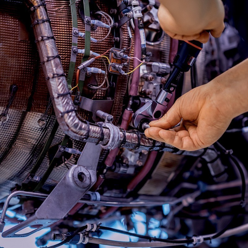 Bahco 74W14-300 60-300Nm Ayarlanabilir Tork Anahtarı 14x18mm Değişken Uçlu