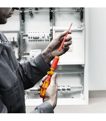 Wera VDE 15 Tool Finder Ekstra İnce 1 Geçmeli Uçlu Torklu Tornavida 1.2-3Nm Set 05006605001
