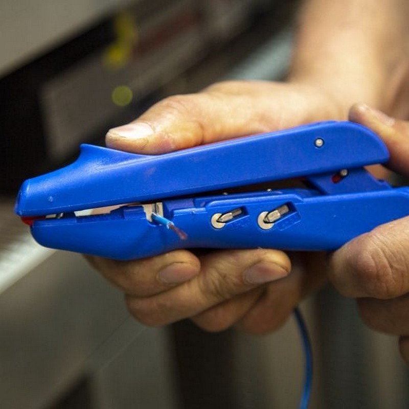 Weicon Duo-Crimp No.300 Çok Yönlü Kablo Sıyırıcı 0.5-6mm² 10007406