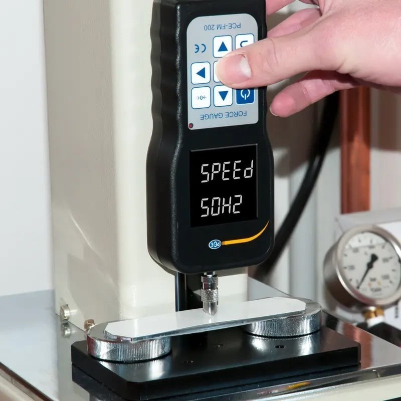 PCE Instruments Kuvvet Ölçüm Cihazı PCE-FM 200