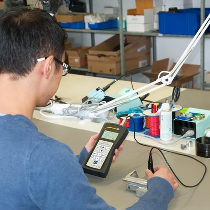 PCE Instruments İletkenlik Ölçer Metaller İçin PCE-COM 20