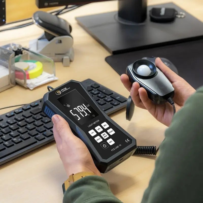 PCE Instruments Işık Ölçüm Cihazı PCE-LMD 10